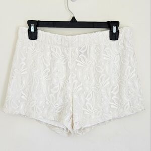Mimi Chica White Lace Shorts